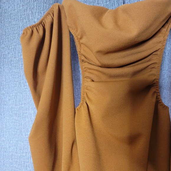 Strapless dress with long sleeves - Picture 10 of 13